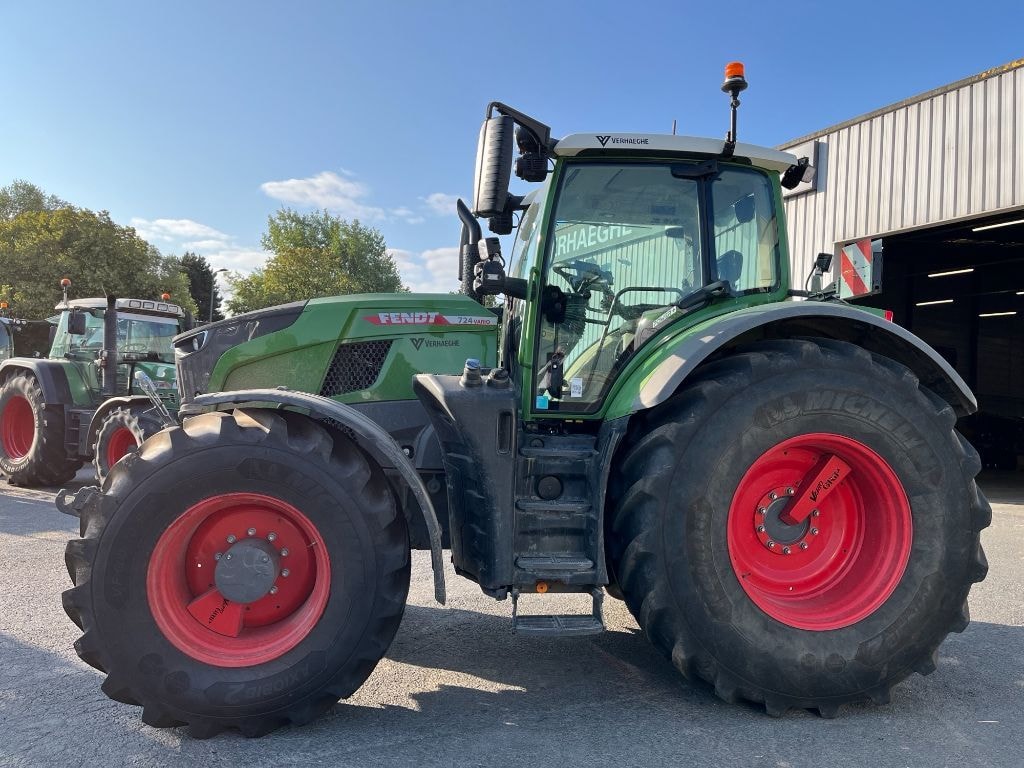 Tracteur FENDT 724 POWER + GEN7 - photo slide 10