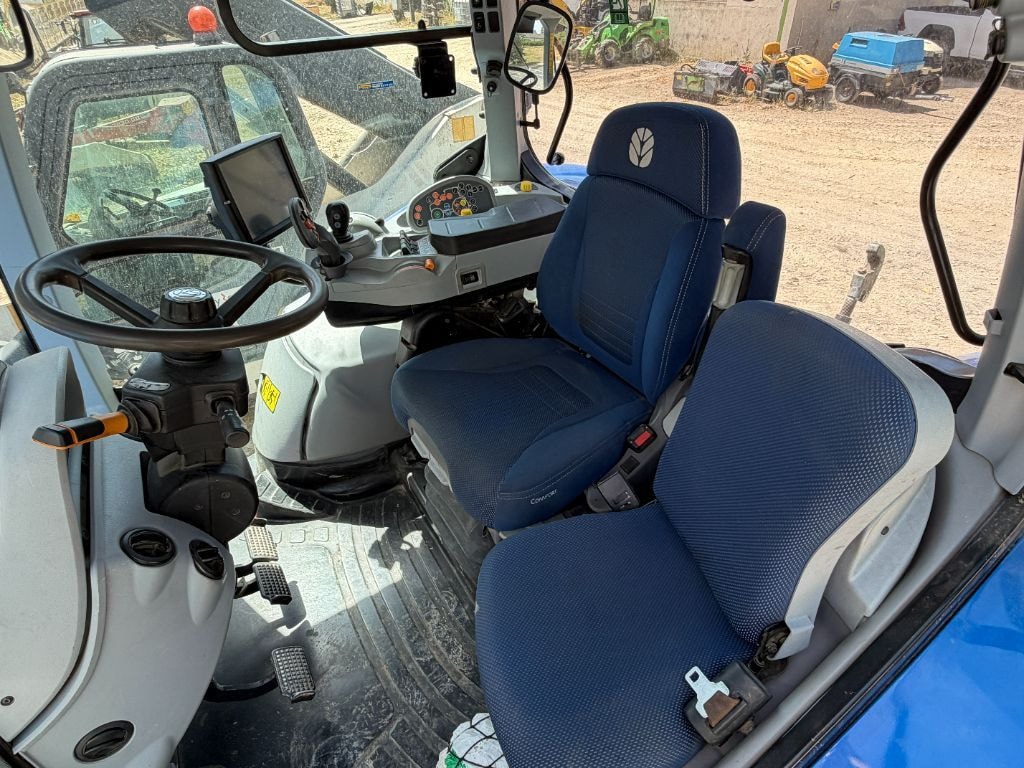 Tracteur NEW HOLLAND T7.230 PC - photo slide 15