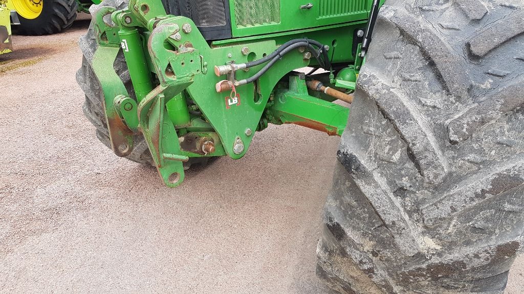 Tracteur chargeur JOHN DEERE 6810 TLS - photo slide 22