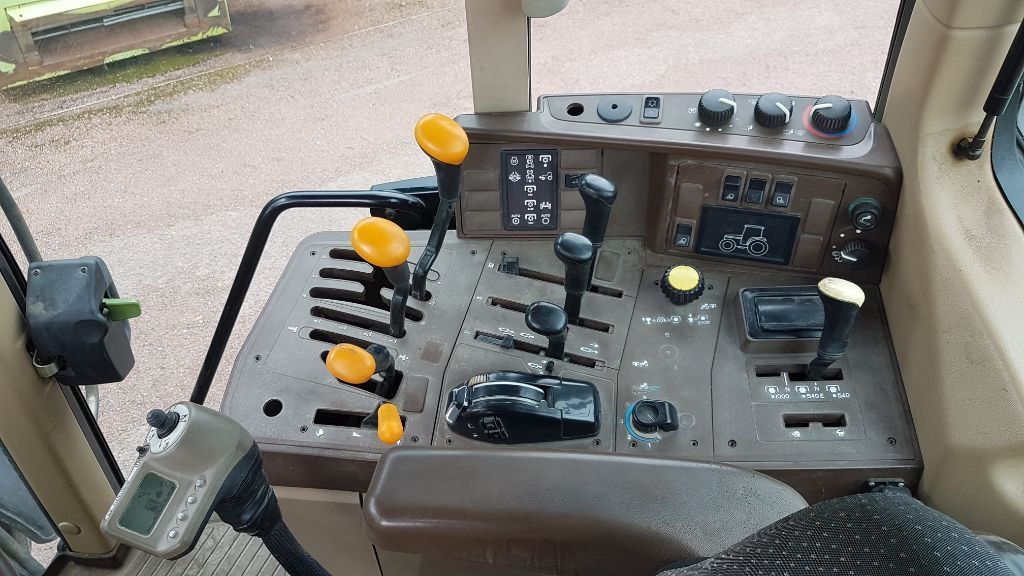 Tracteur chargeur JOHN DEERE 6810 TLS - photo slide 3