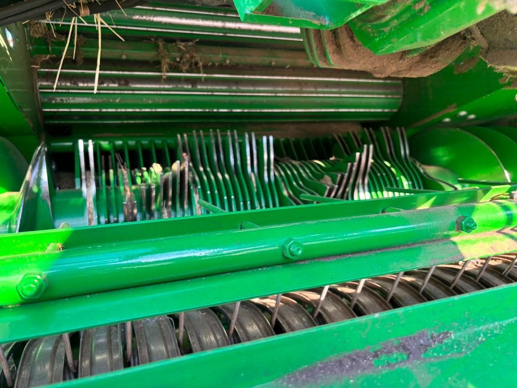 Presse enrubanneuse JOHN DEERE C441R - 25 COUTEAUX - photo slide 9