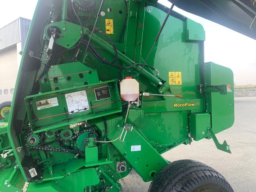 Presse balles rondes JOHN DEERE 854 Spécial Édition pic up 2.20m  - photo slide 19