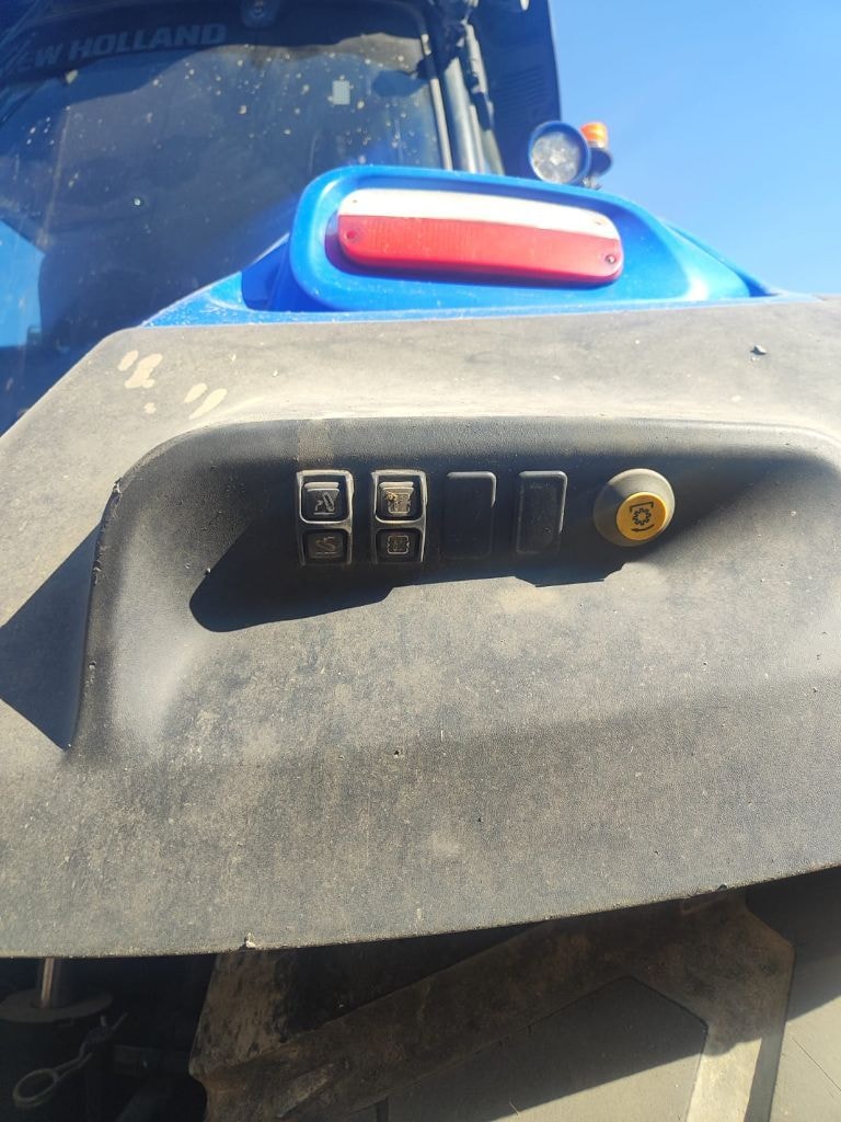 Tracteur NEW HOLLAND T7.315 HD - photo slide 18