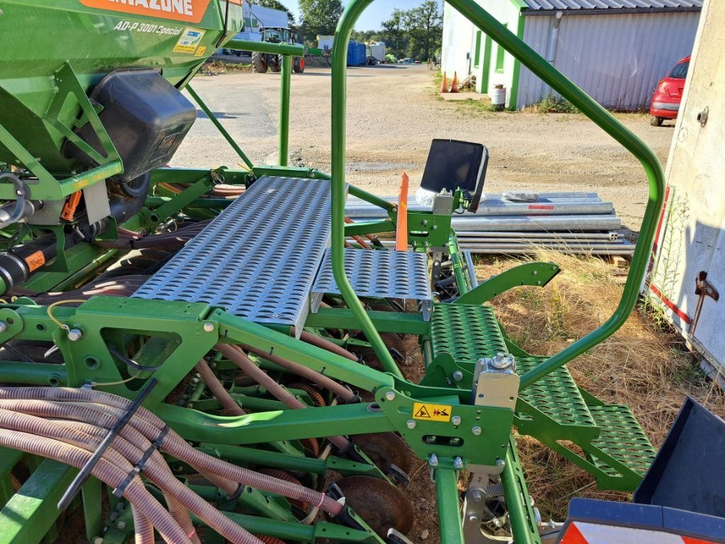 Combine de Semis AMAZONE KG 3001 spécial - photo slide 8