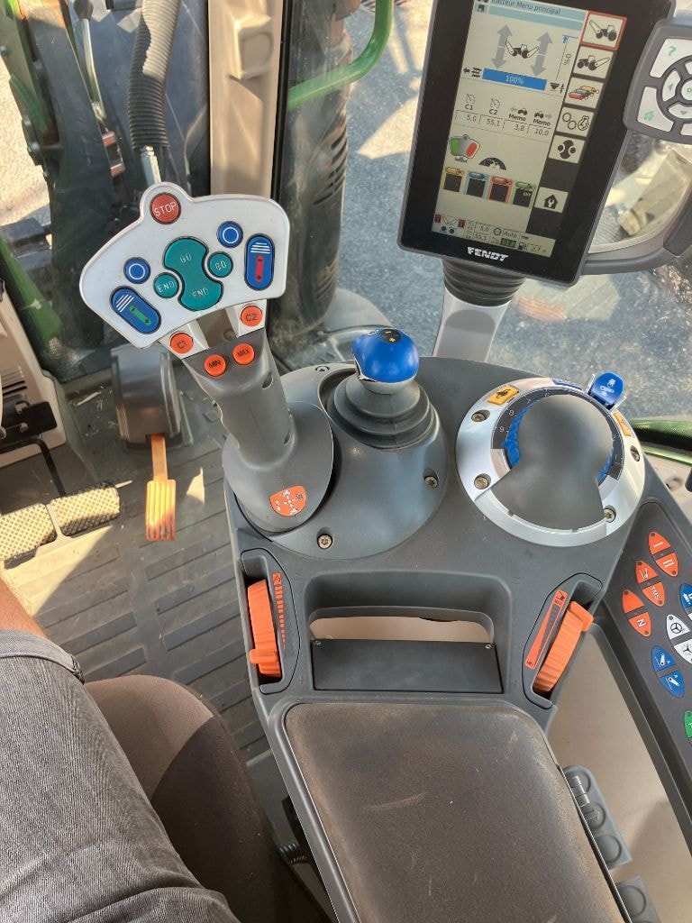 Tracteur chargeur FENDT 514 VARIO POWER - photo slide 12