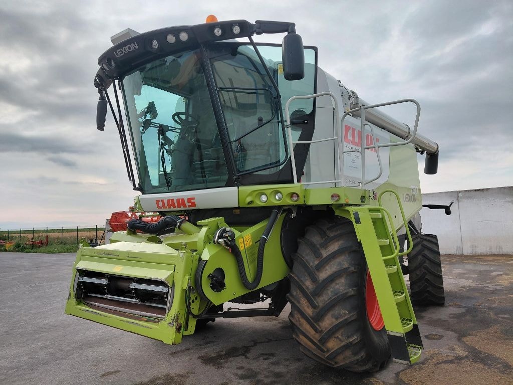 Moissonneuse CLAAS LEXION 760 - photo slide 6