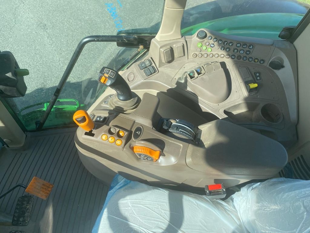 Tracteur JOHN DEERE 6155M - photo slide 10