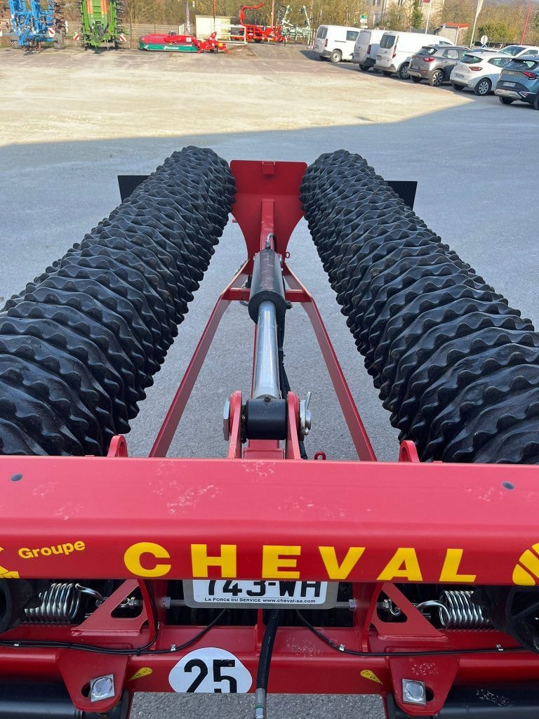 Outil de plombage KVERNELAND ACTIROLL 830 - photo slide 6