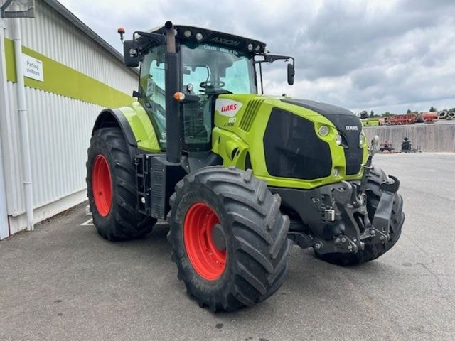 Tracteur CLAAS AXION 810 CMATIC - photo slide 3