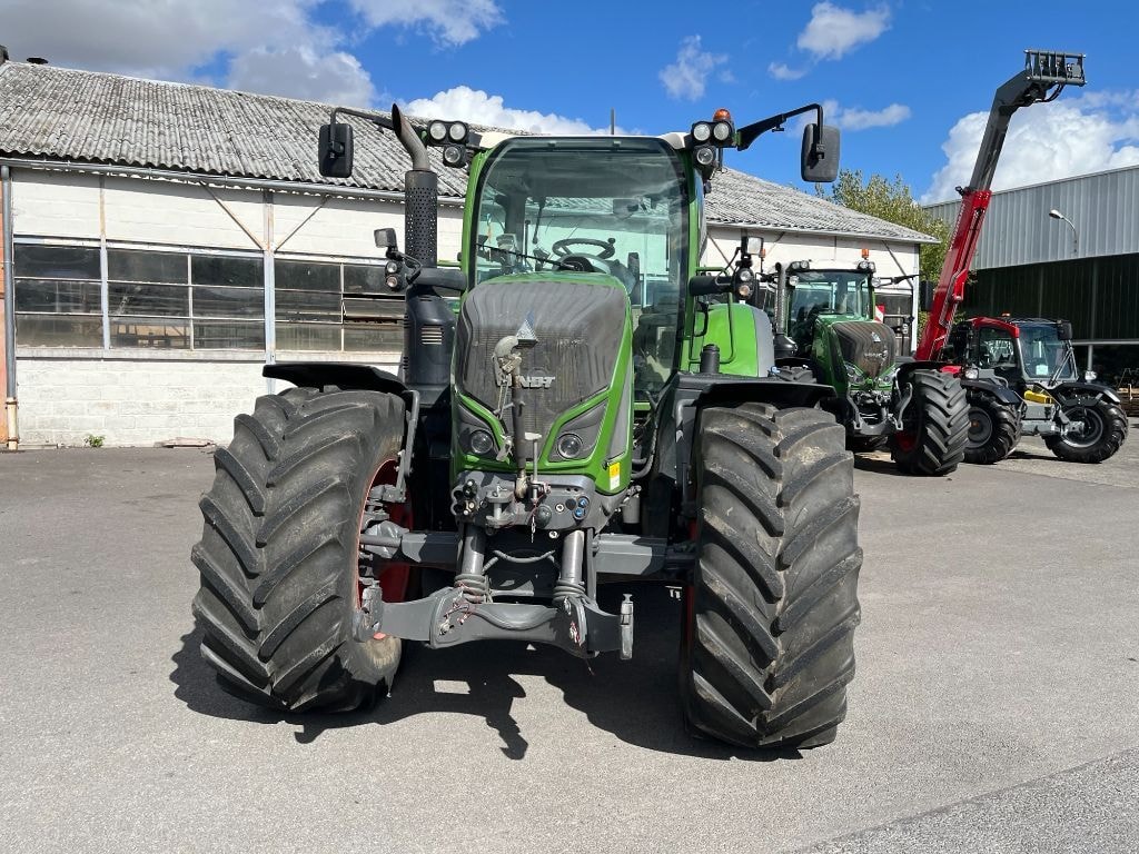 Tracteur FENDT 718 VARIO POWER + - photo slide 5