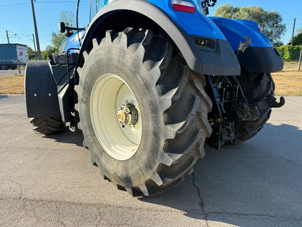 Tracteur NEW HOLLAND T7.275 HD - photo slide 15