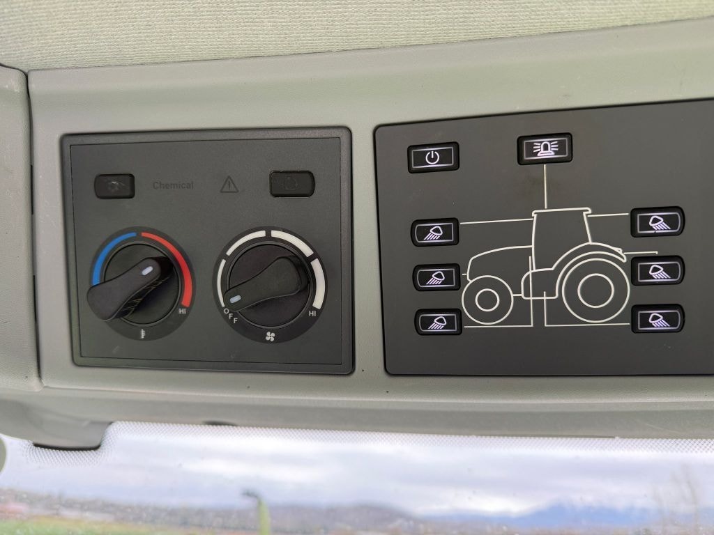 Tracteur CLAAS ARION 530 HEXASHIFT - - photo slide 14