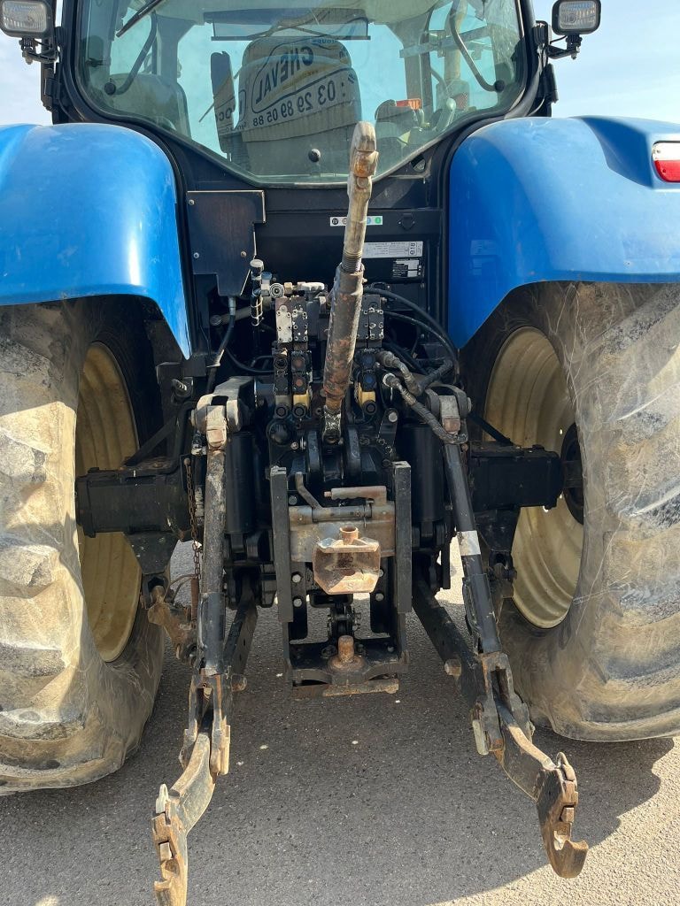 Tracteur NEW HOLLAND T7070 6.7L - photo slide 8
