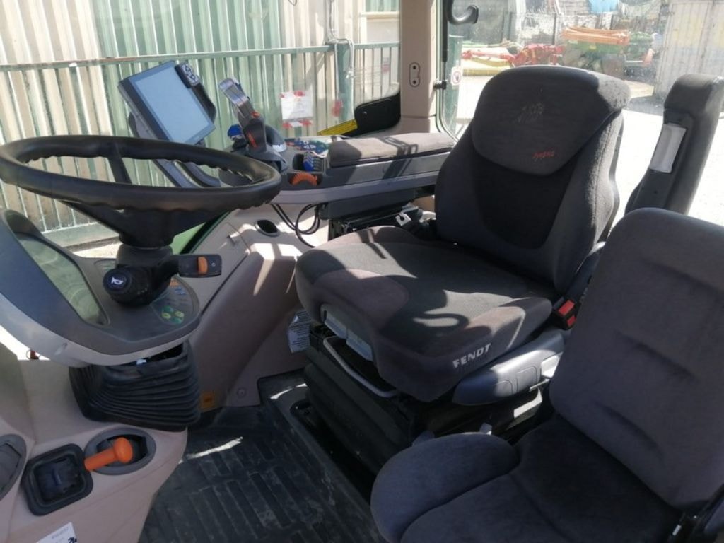 Tracteur FENDT 718 VARIO PROFI + - photo slide 19