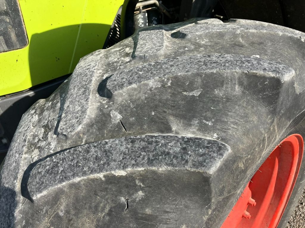 Tracteur chargeur CLAAS Arion 460 - photo slide 54