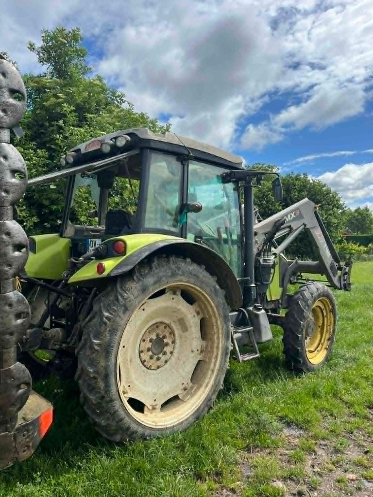 Tracteur CLAAS AXOS 340 - photo slide 3