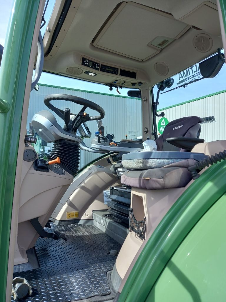 Tracteur FENDT 716 VARIO PROFI - photo slide 16