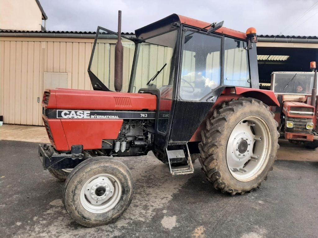 Tracteur CASE IH 743 - photo slide 18