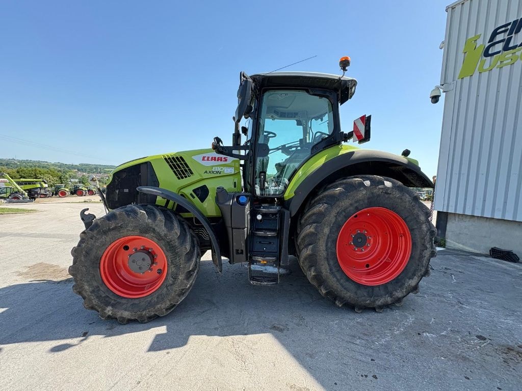 Tracteur CLAAS AXION 810 - photo slide 4
