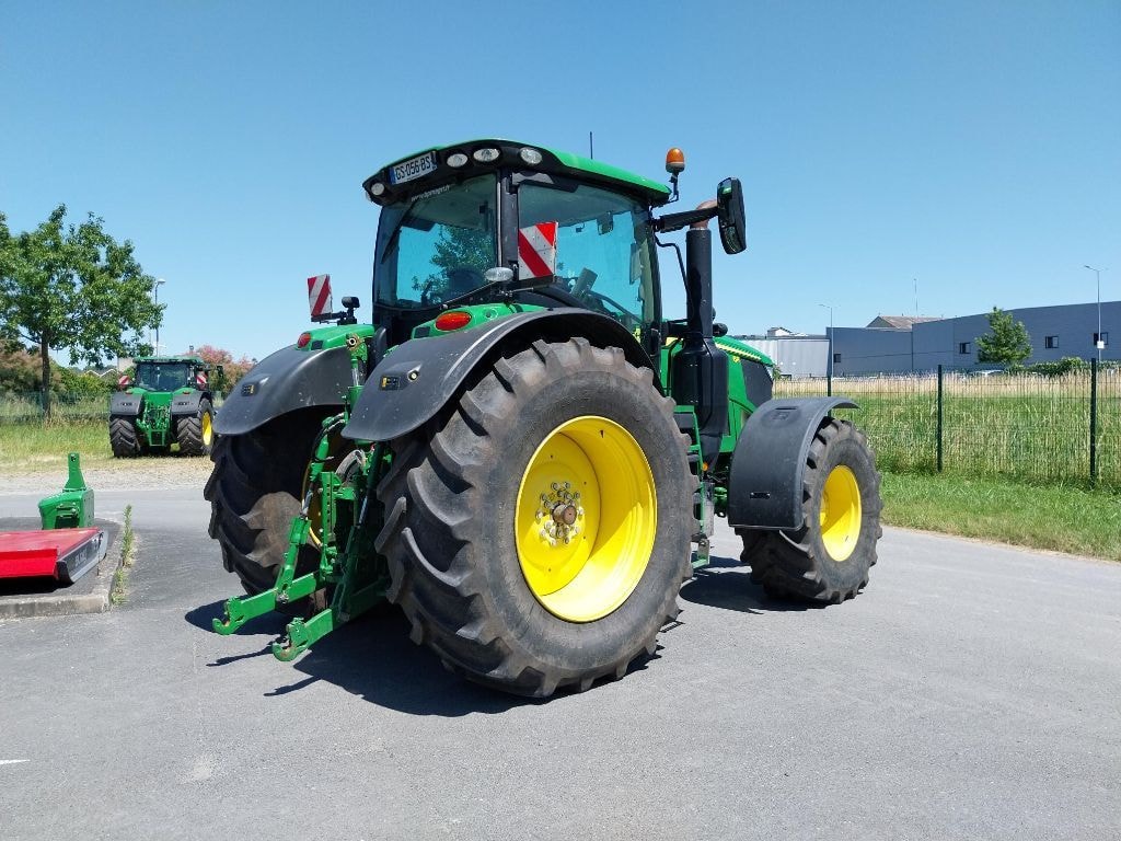 Tracteur JOHN DEERE 6R 230 - photo slide 5