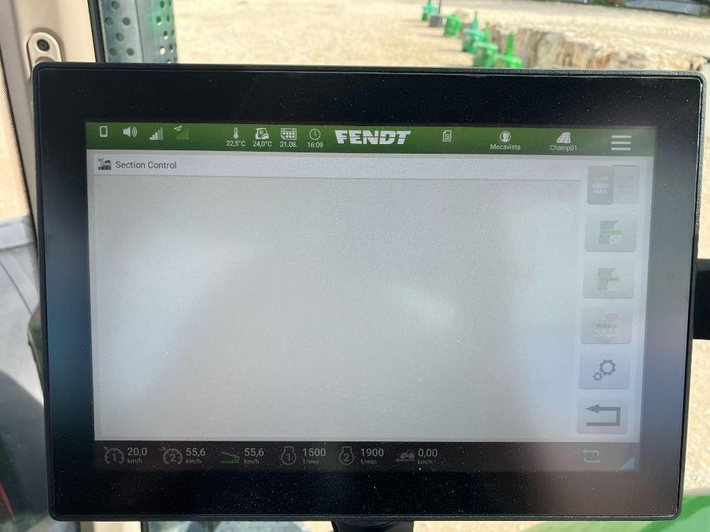 Tracteur FENDT 724 VARIO PROFI + - photo slide 17