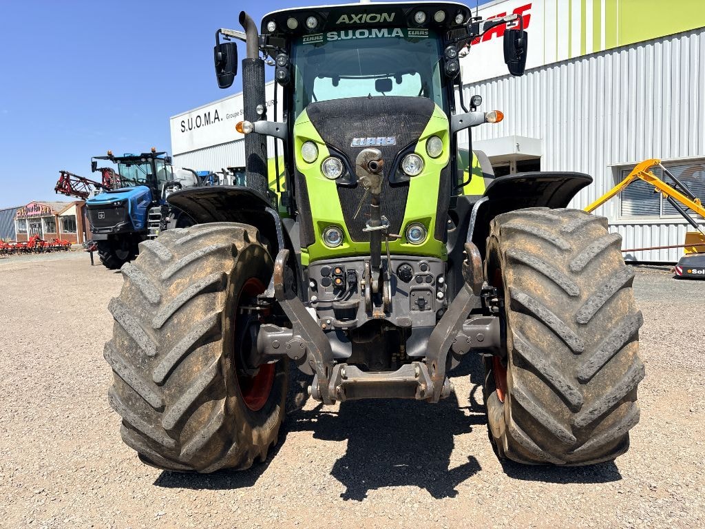 Tracteur CLAAS AXION 810 CMATIC - photo slide 2