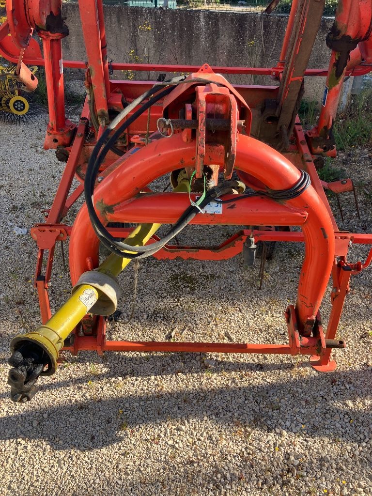 Faneuse KUHN Gf 5801 MH - photo slide 7