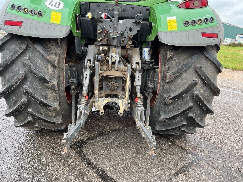 Tracteur FENDT 722 S4 POWER + - photo slide 5