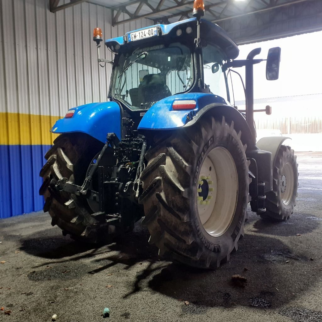 Tracteur NEW HOLLAND T7.195s - photo slide 6