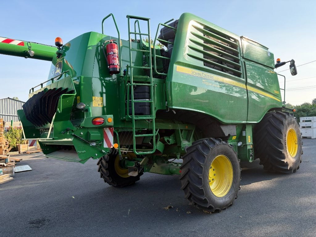 Moissonneuse JOHN DEERE T660 HM - photo slide 6