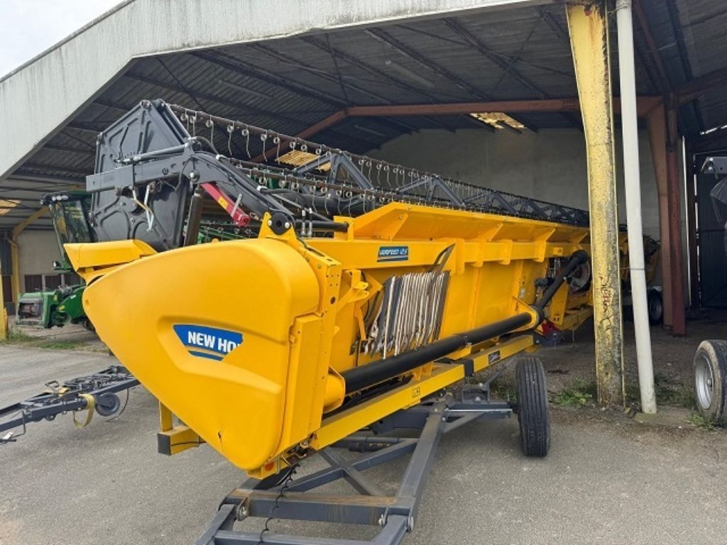 Moissonneuse NEW HOLLAND CR 10.90 REVELATION - photo slide 14