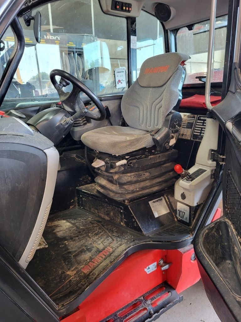 Chariot télescopique MANITOU MLT 741 130 PS+ PREMIUM - photo slide 5
