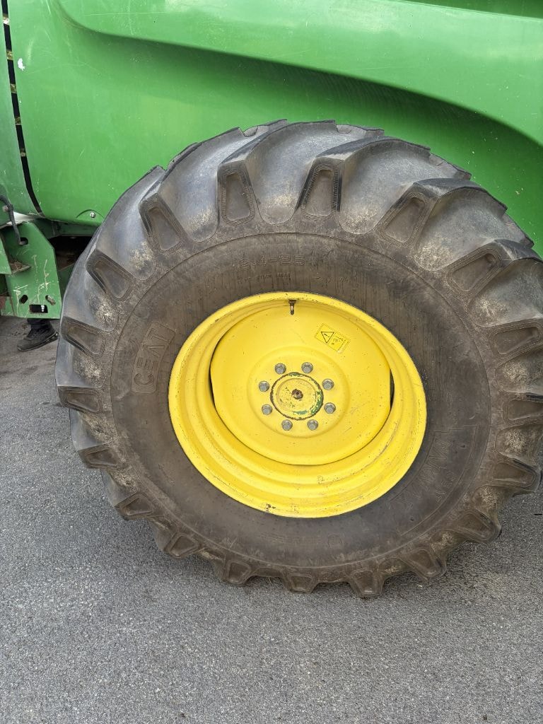Ensileuse JOHN DEERE 7500 - photo slide 4