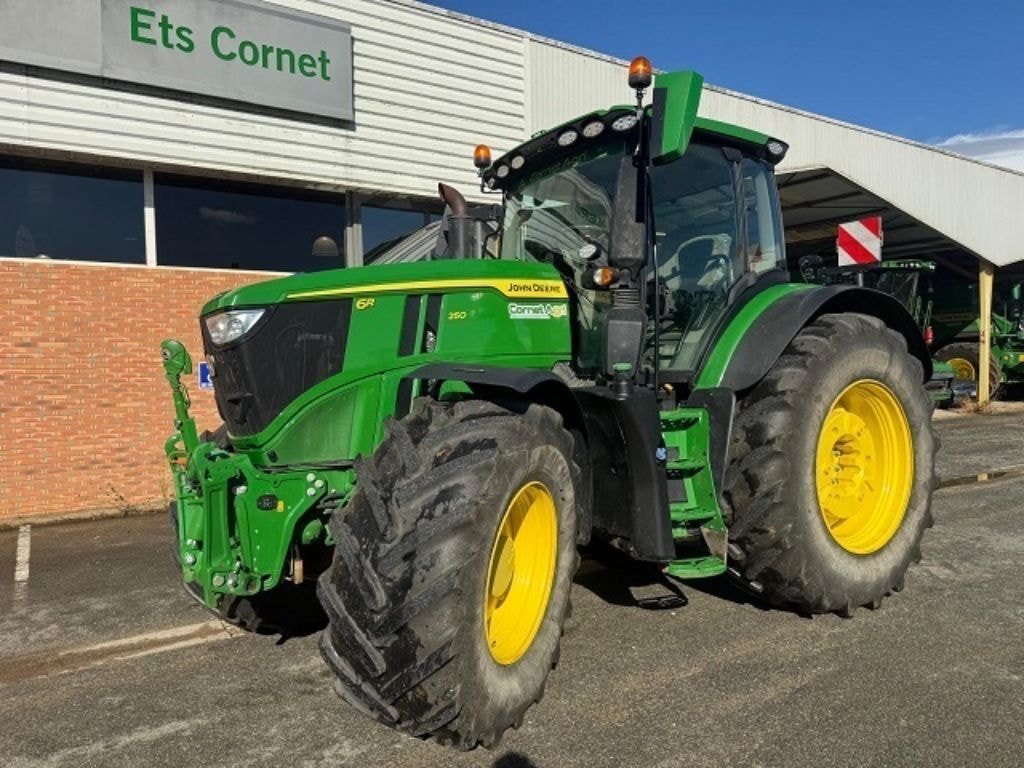 Tracteur JOHN DEERE 6R 250 - photo slide 1