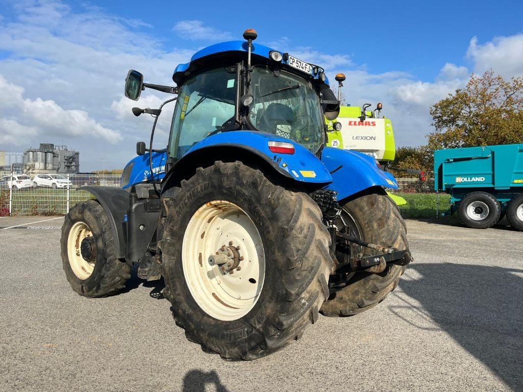 Tracteur NEW HOLLAND T7.210 - photo slide 5