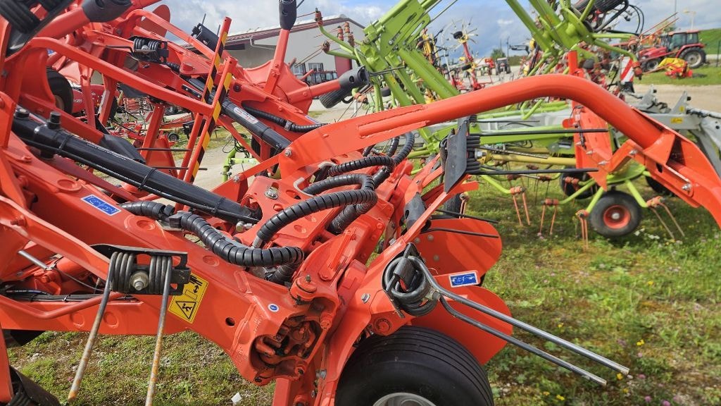 Faneuse KUHN GF 8703 T - photo slide 9