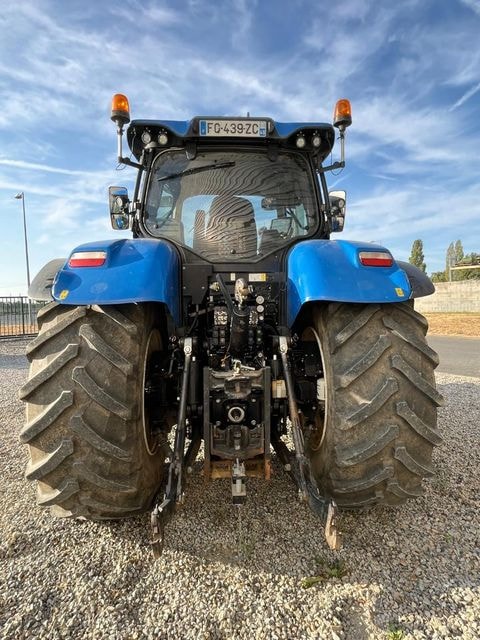 Tracteur NEW HOLLAND T7.275 HD - photo slide 5