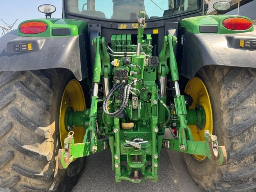 Tracteur JOHN DEERE 6155R - photo slide 7