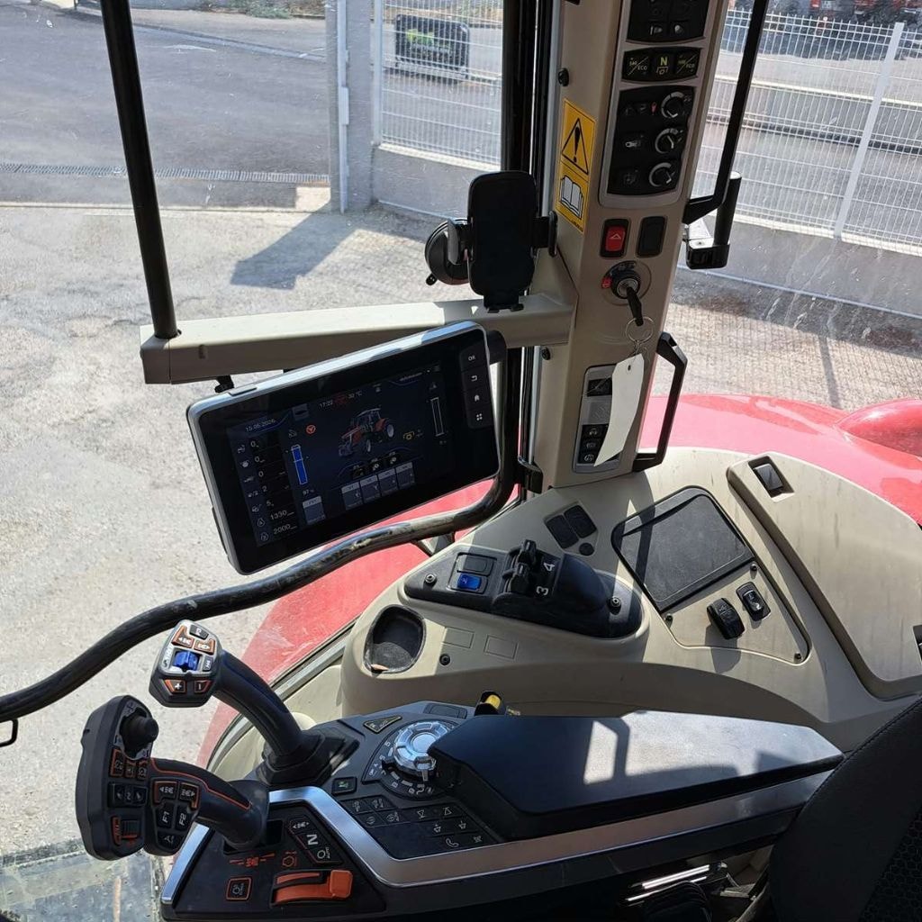Tracteur MASSEY FERGUSON 7S.210 DVT EX - photo slide 5