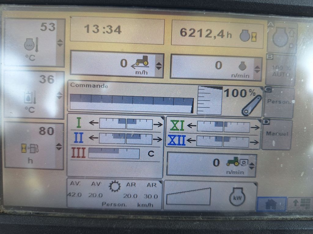 Tracteur JOHN DEERE 6150R - photo slide 9