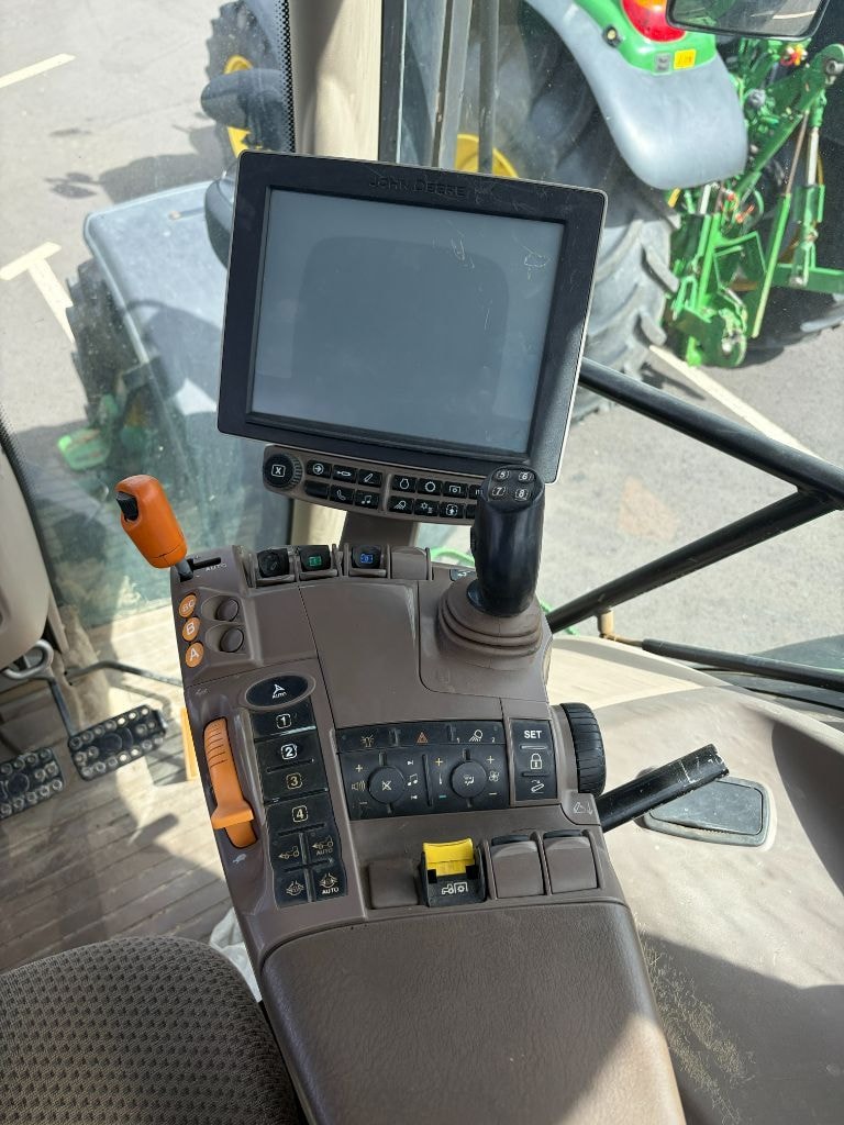 Tracteur JOHN DEERE 6175R - photo slide 11