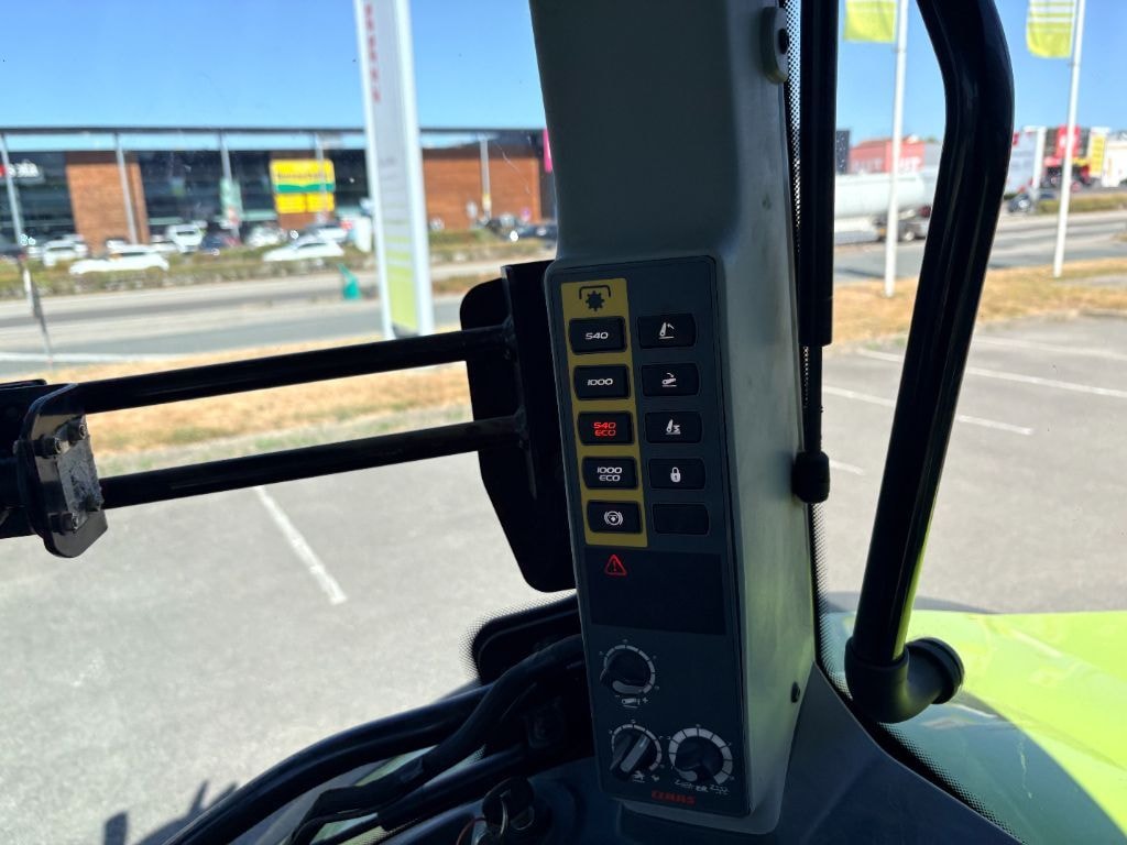 Tracteur CLAAS ARION 650 CEBIS HEXA - photo slide 13
