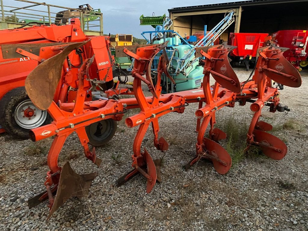 Charrue KUHN multi master 121 - photo slide 3