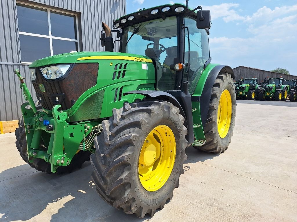 Tracteur JOHN DEERE 6150R - photo slide 1