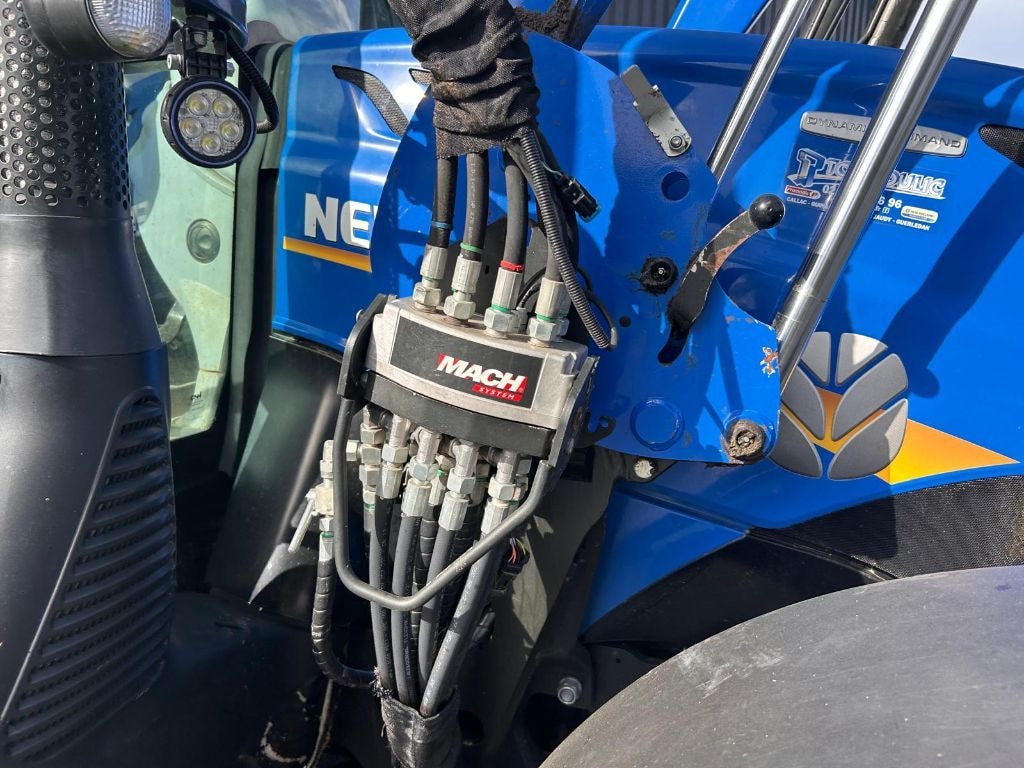 Tracteur NEW HOLLAND T6.160 - photo slide 6