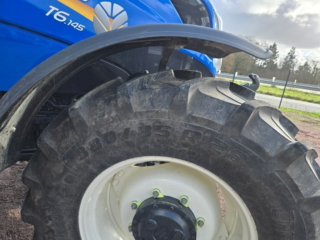 Tracteur NEW HOLLAND T6.145 DC - photo slide 21