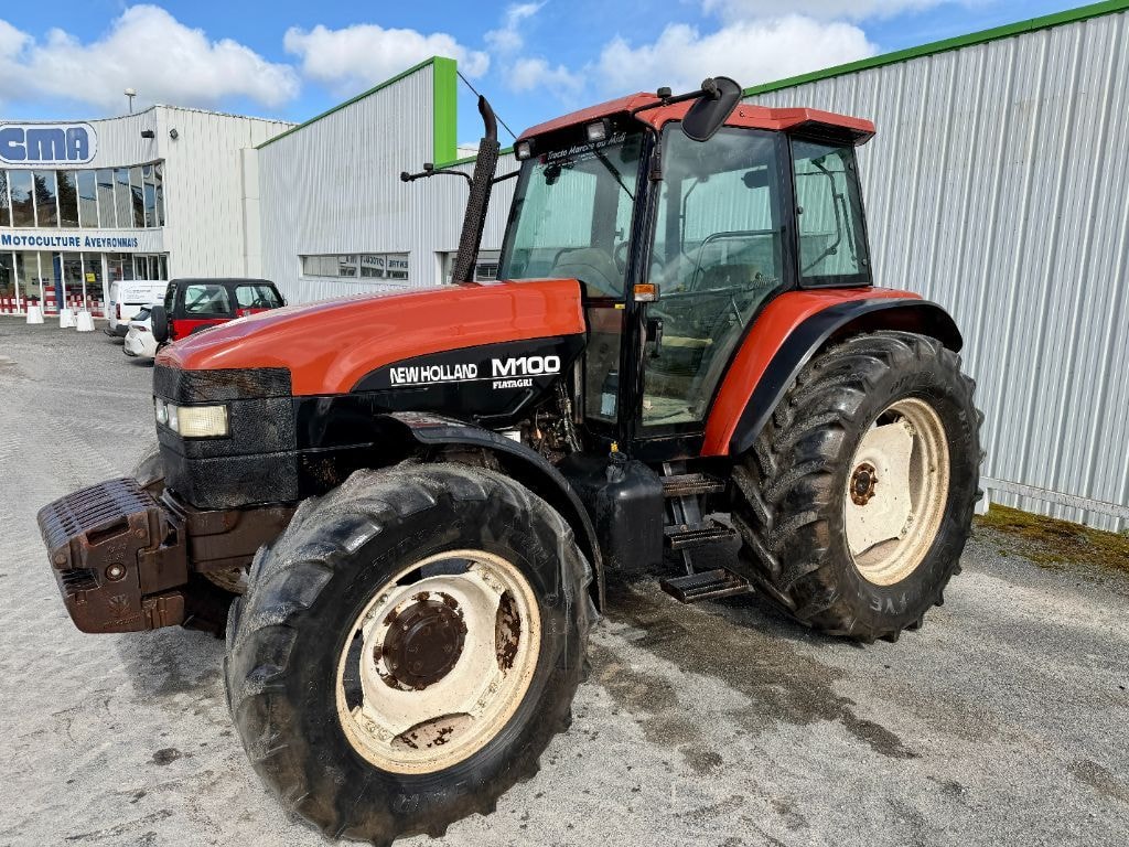 Tracteur NEW HOLLAND M100 - photo slide 2
