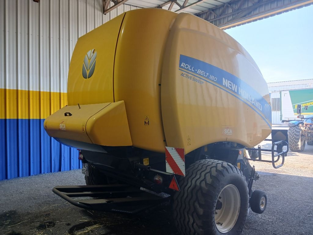 Presse balles rondes NEW HOLLAND Roll Belt 180 Activsweep - photo slide 7