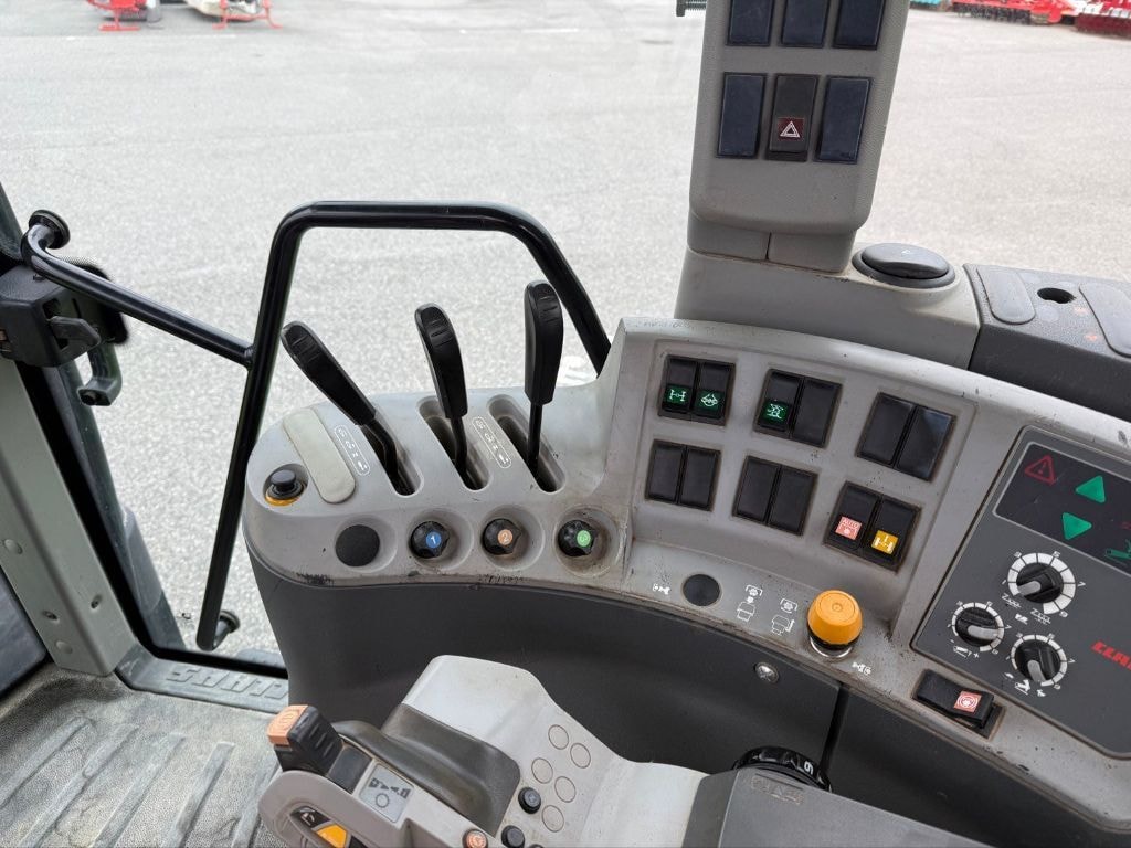 Tracteur CLAAS ARION 510 T3 - photo slide 18