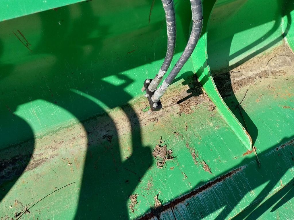 Godet JOHN DEERE BMS 2.20m  - photo slide 4